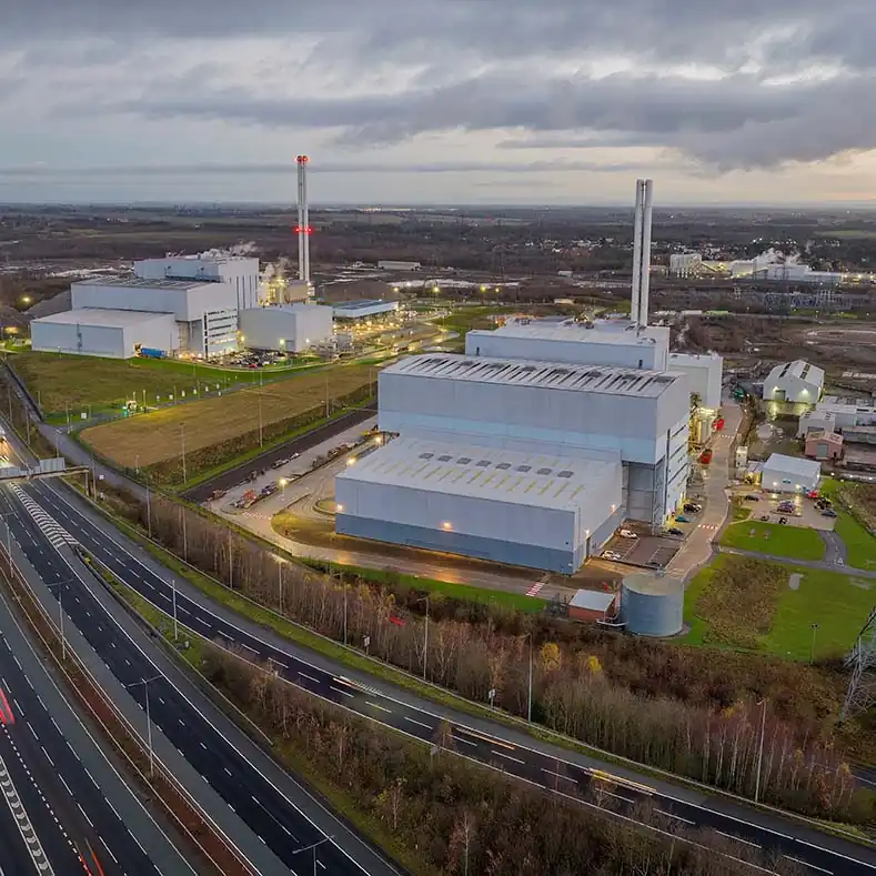 Vue aérienne d'une usine britannique équipée d'un système CCUS
